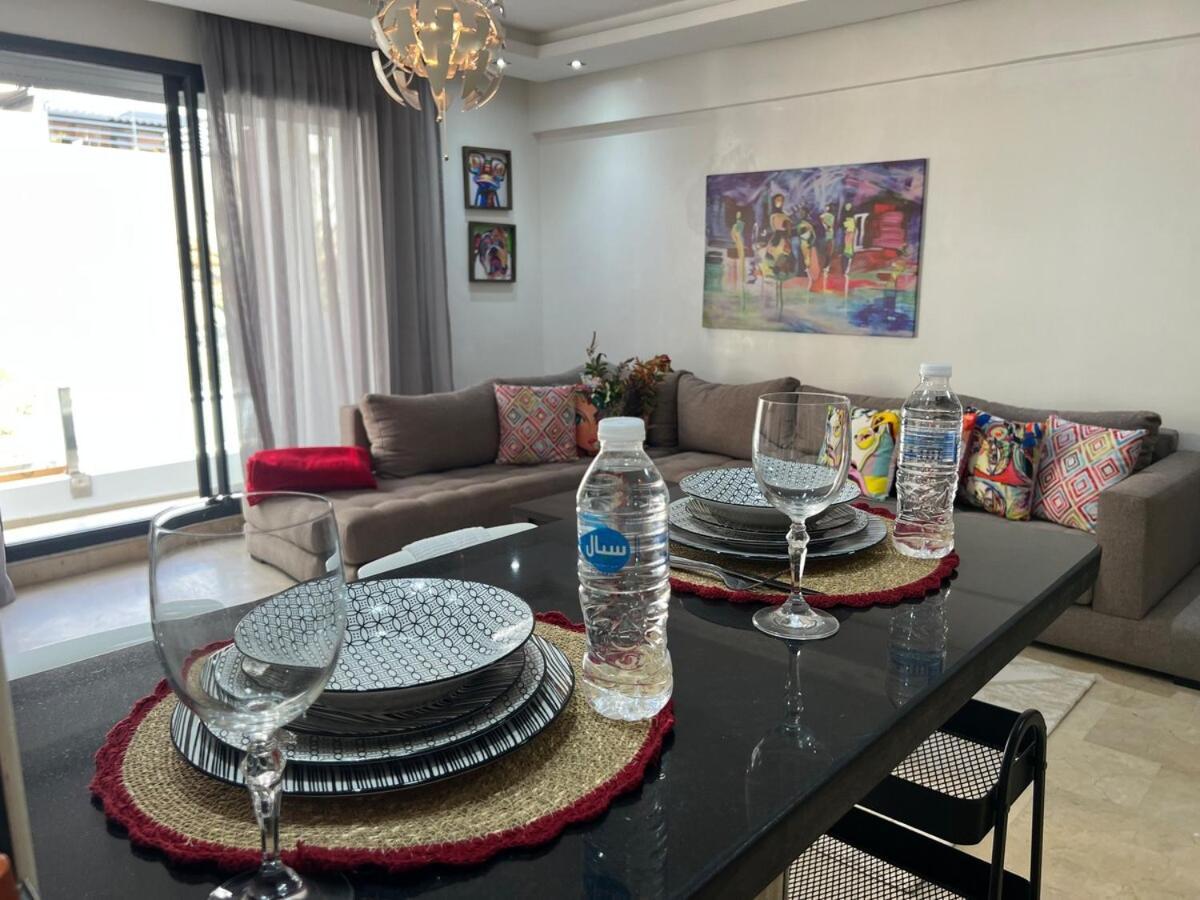 Apartamento For Married Couples Close To Zara Maarif Cosy & In The Heart Of Racine Twins Centers Maarif Casa Blanca