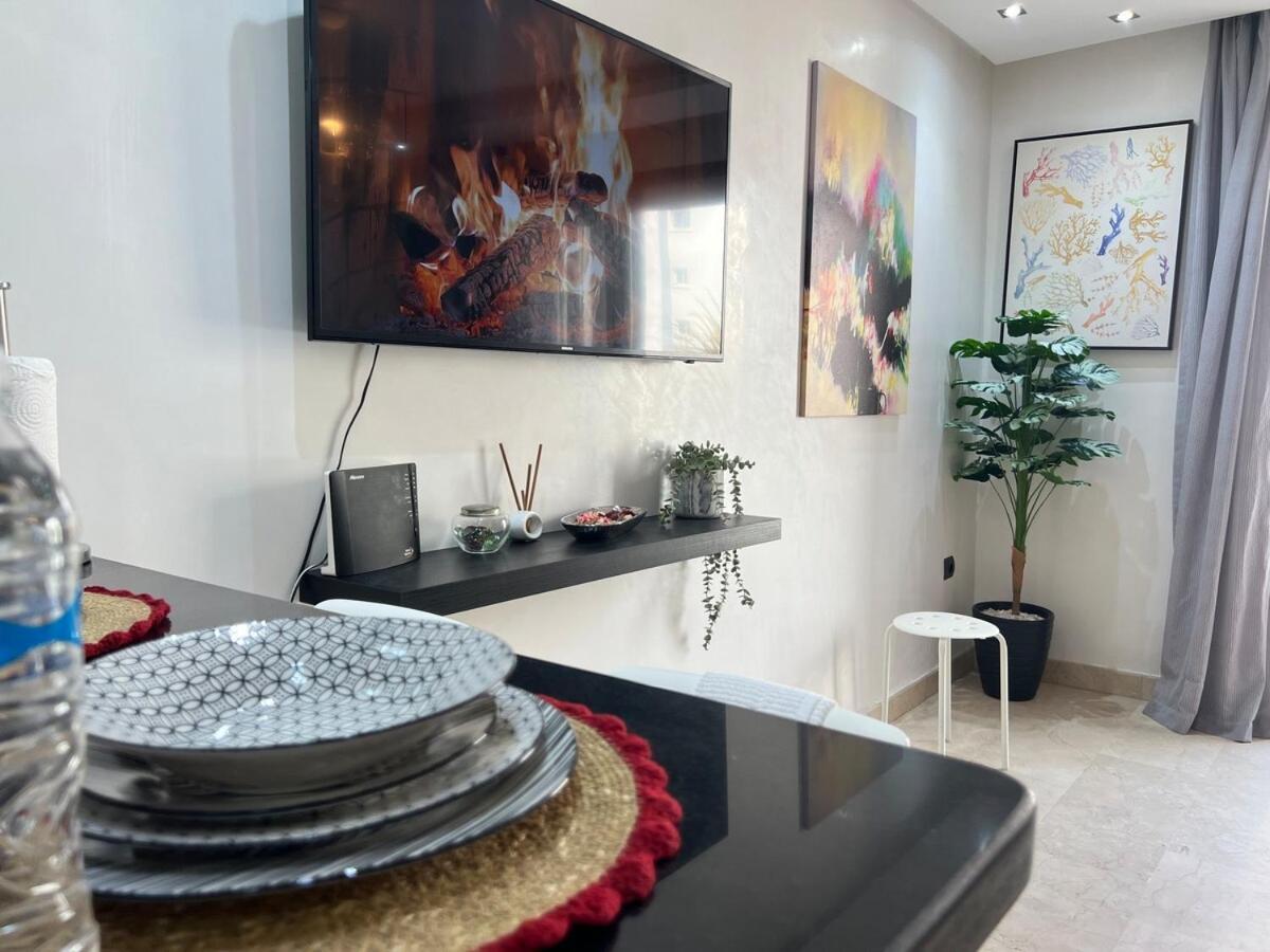 Apartamento For Married Couples Close To Zara Maarif Cosy & In The Heart Of Racine Twins Centers Maarif Casa Blanca