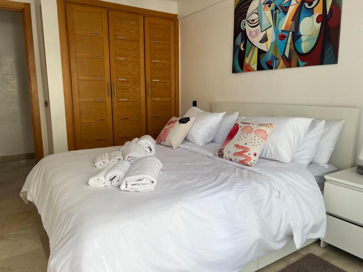 For Married Couples Close To Zara Maarif Cosy & In The Heart Of Racine Twins Centers Maarif Casa Blanca