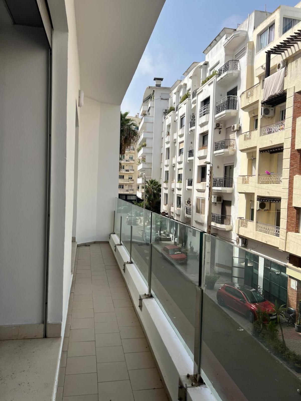 For Married Couples Close To Zara Maarif Cosy & In The Heart Of Racine Twins Centers Maarif
