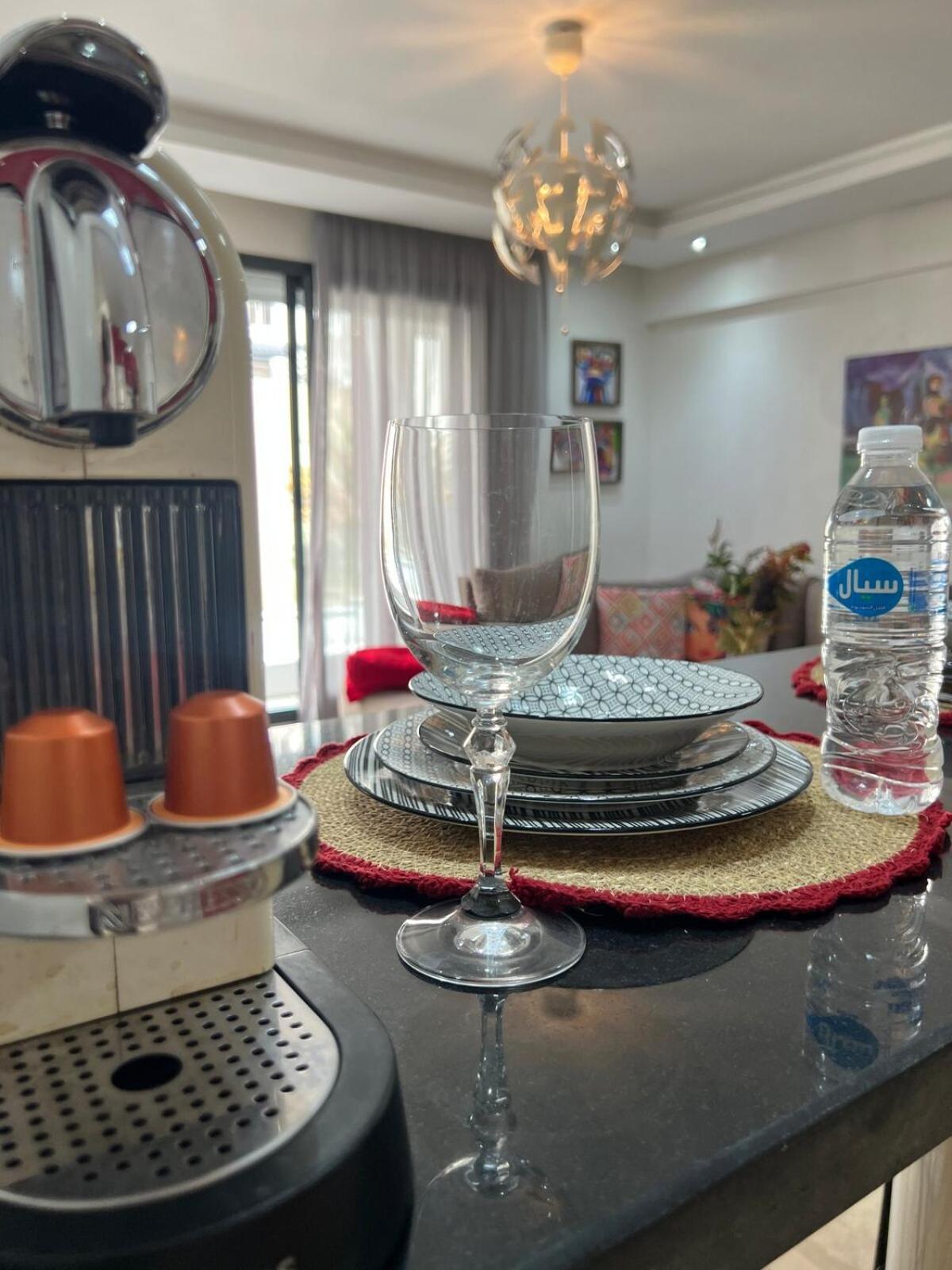 For Married Couples Close To Zara Maarif Cosy & In The Heart Of Racine Twins Centers Maarif * Casa Blanca